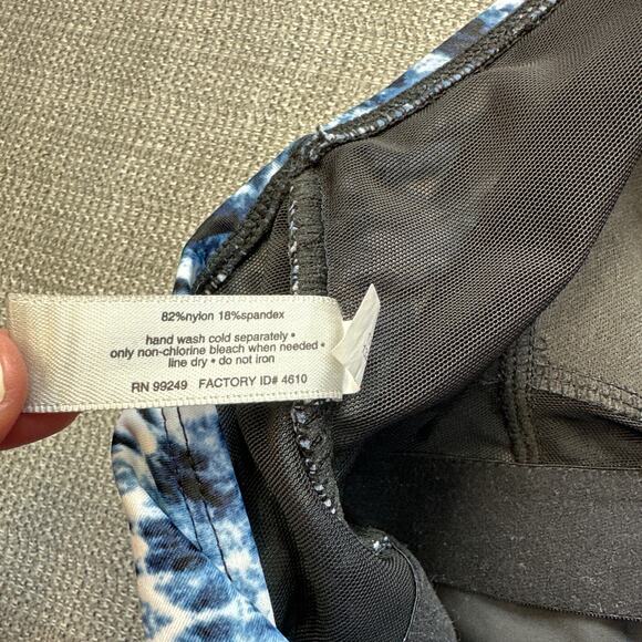 Catherines Swimsuit size 22W Blue‎ Built In Bra One Piece Skirt Pool Beach - Picture 6 of 10